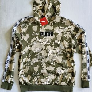 Puma Brand Camouflage Hooded Sweatshirt size M